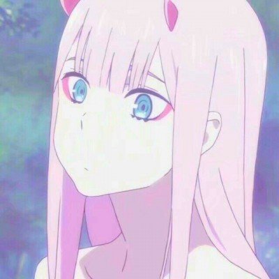 李现晒出与五月天合照